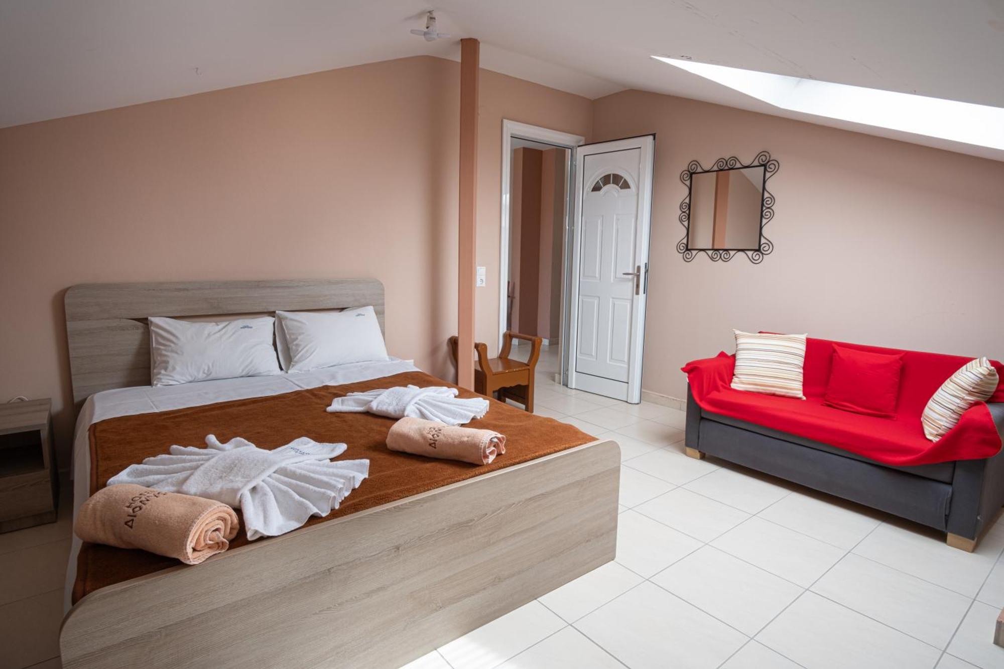 Hotel Dionysos Polichrono Polychrono Buitenkant foto