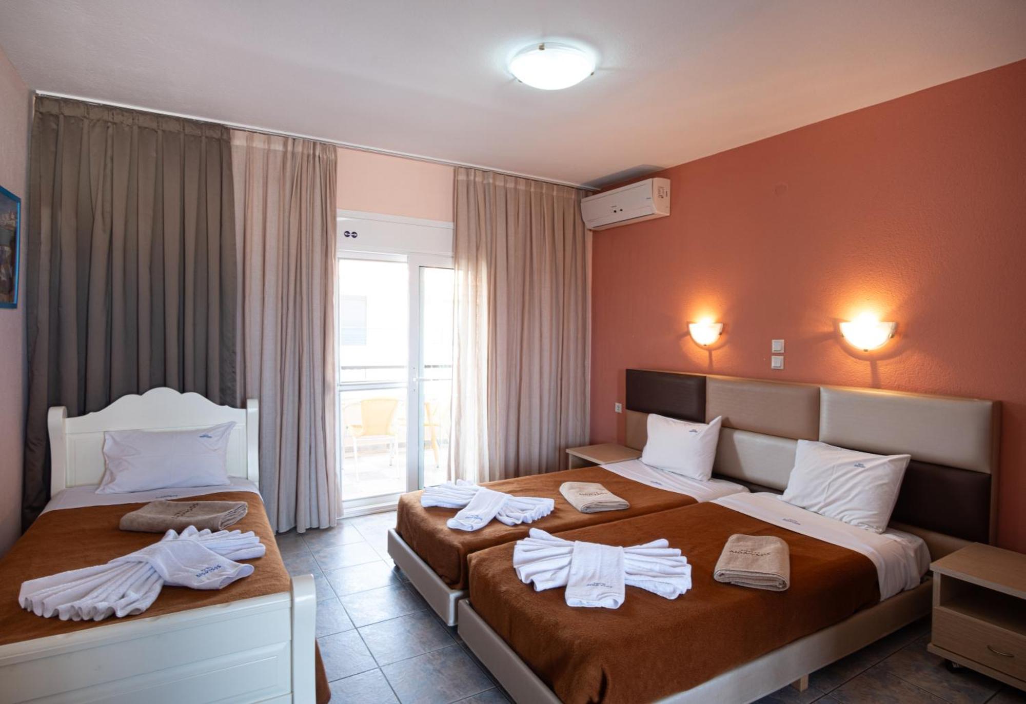 Hotel Dionysos Polichrono Polychrono Buitenkant foto