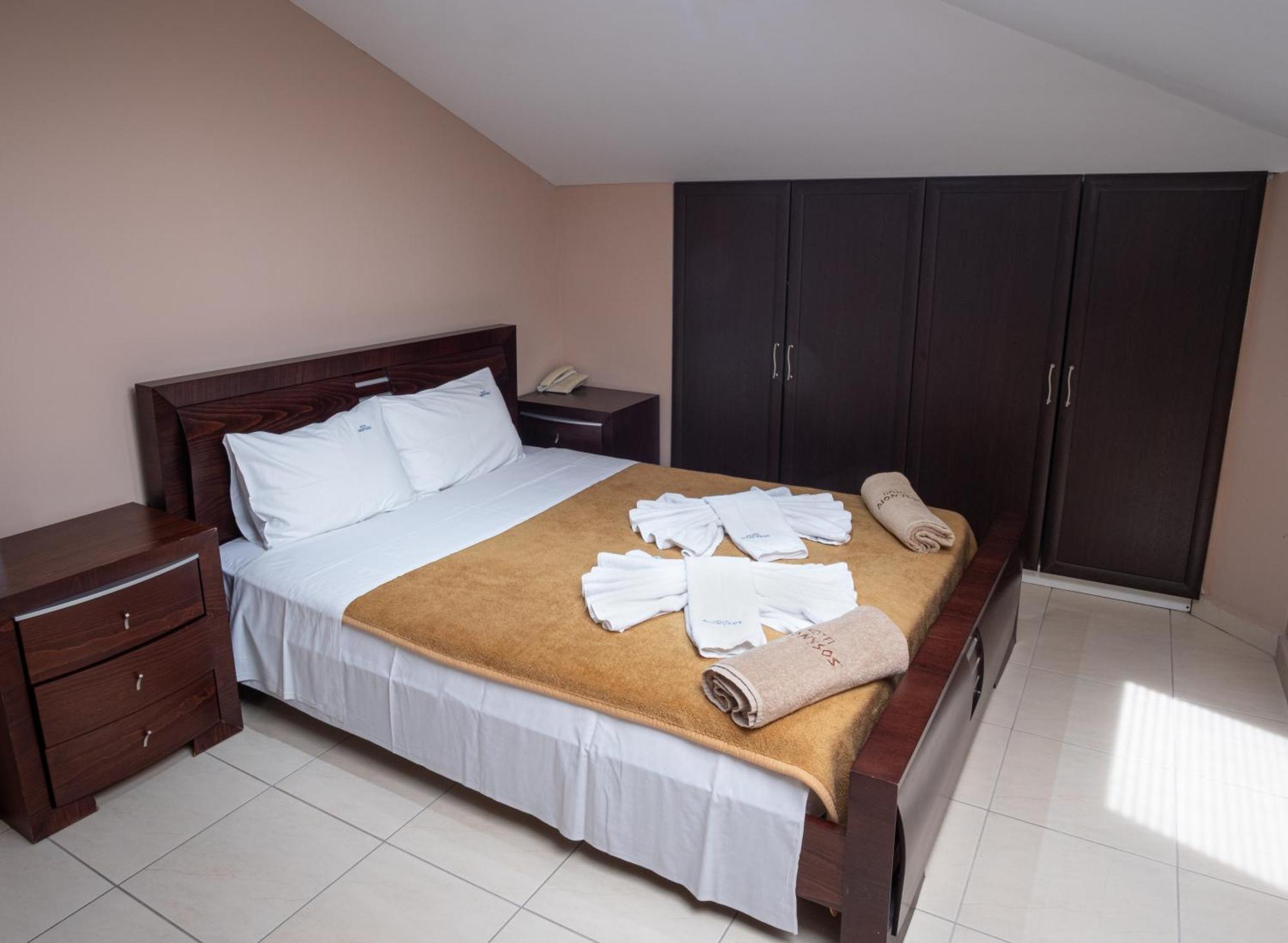 Hotel Dionysos Polichrono Polychrono Buitenkant foto